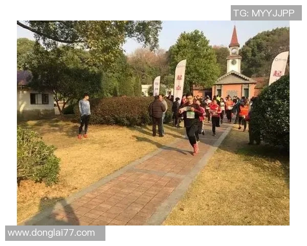 太极与足球的奇妙结合探索传统武术在现代运动中的新生机 太极与足球的奇妙结合探索传统武术在现代运动中的新生机